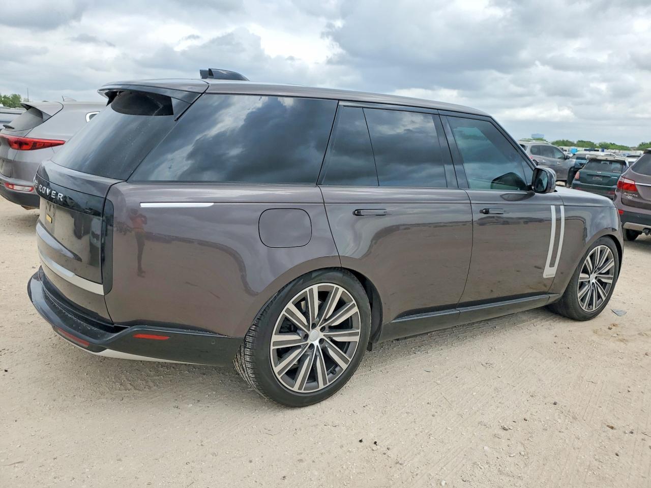 2025 Land Rover Range Rover Autobiography - zdjęcie 3