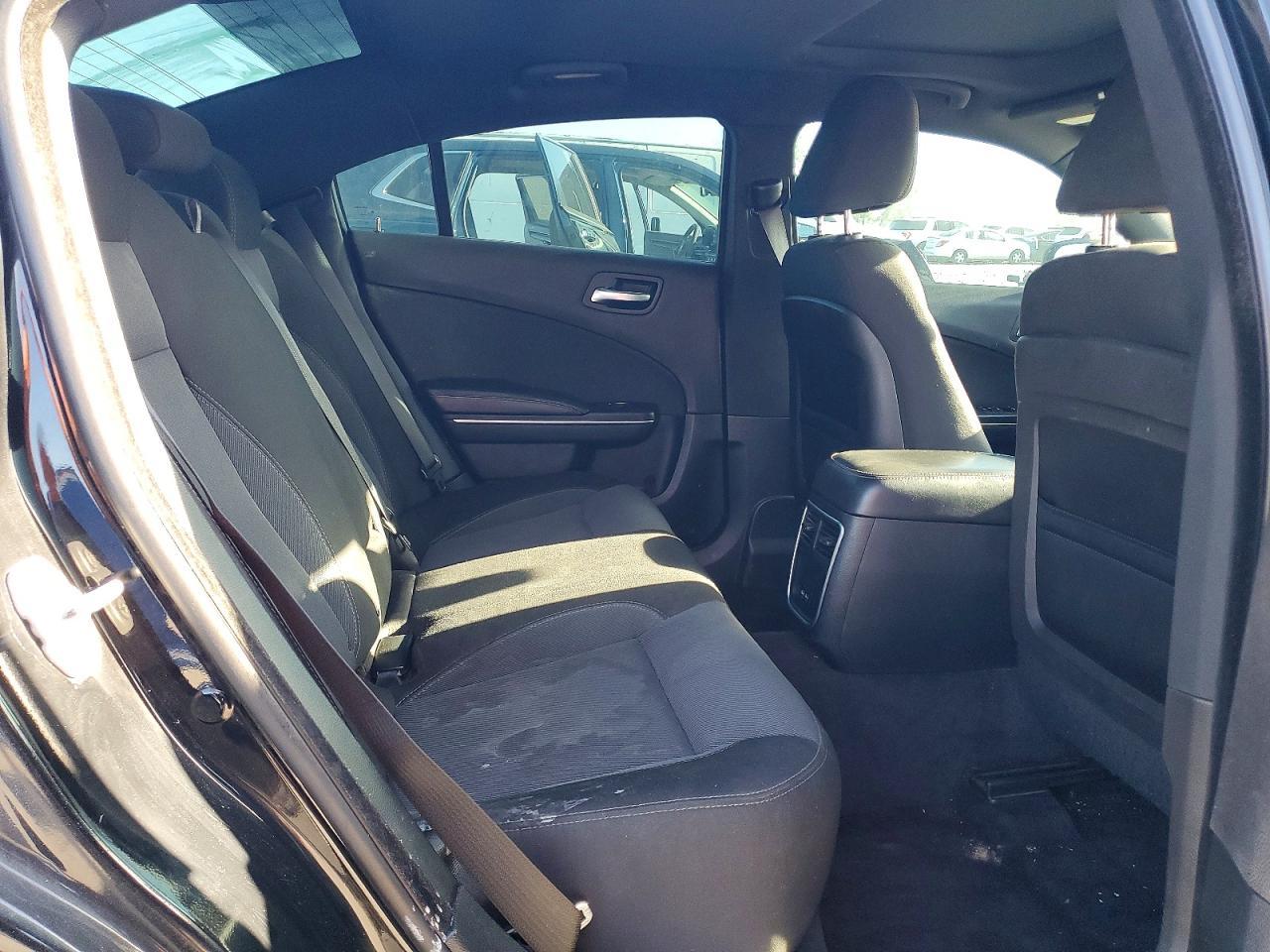 2015 Dodge Charger Se - zdjęcie 10