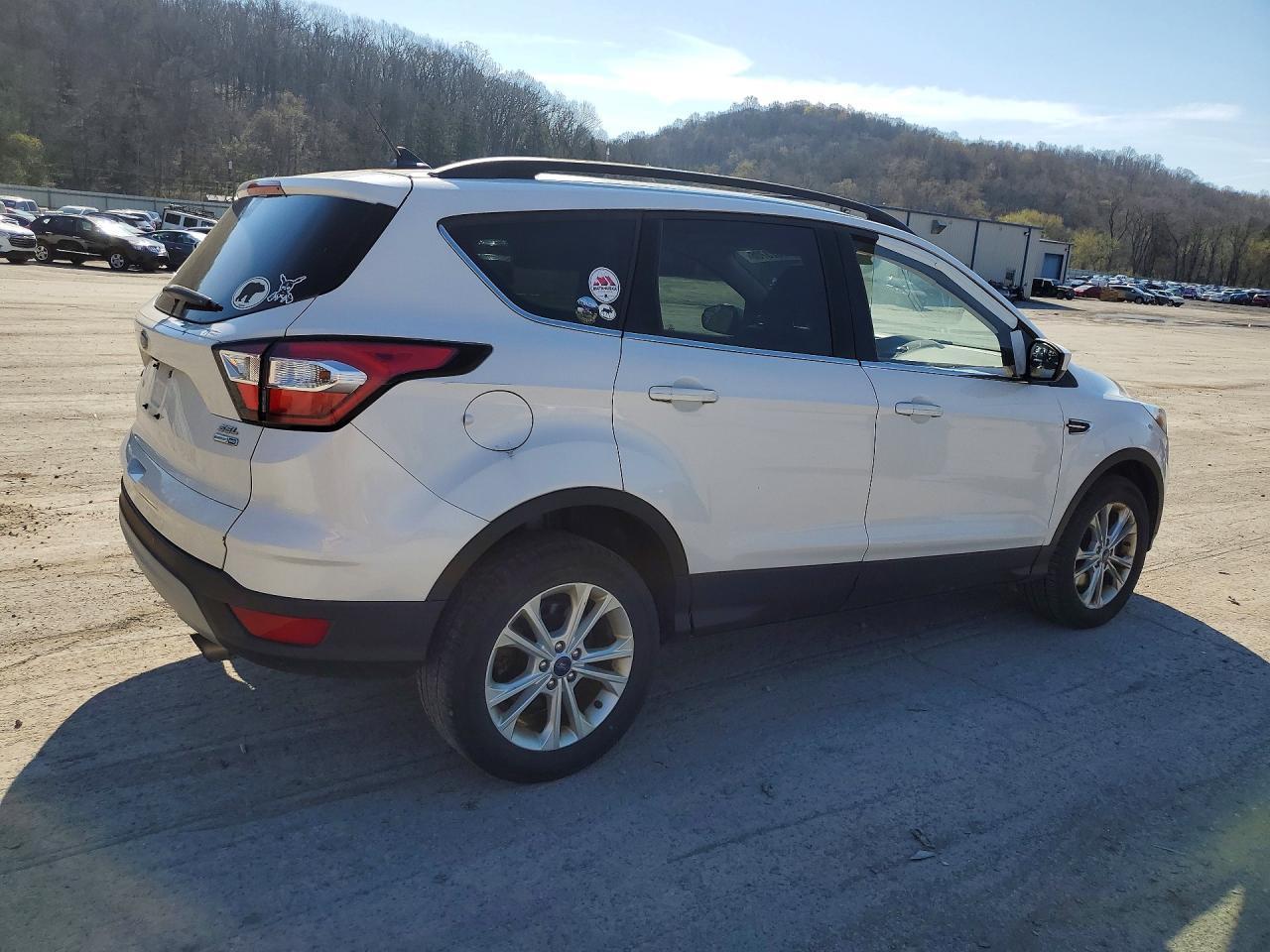2018 Ford Escape Sel - zdjęcie 3
