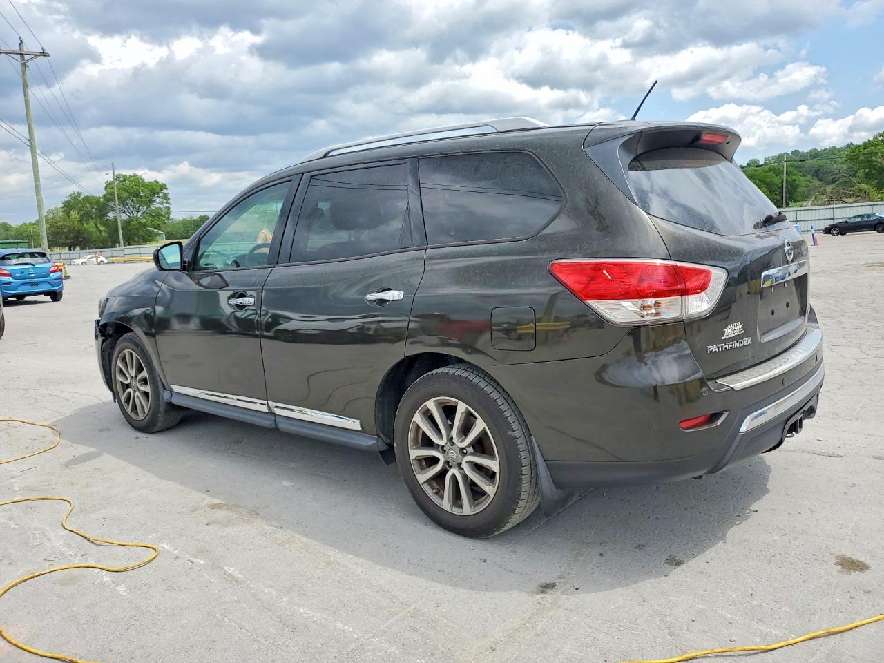 2016 Nissan Pathfinder Platinum - zdjęcie 2