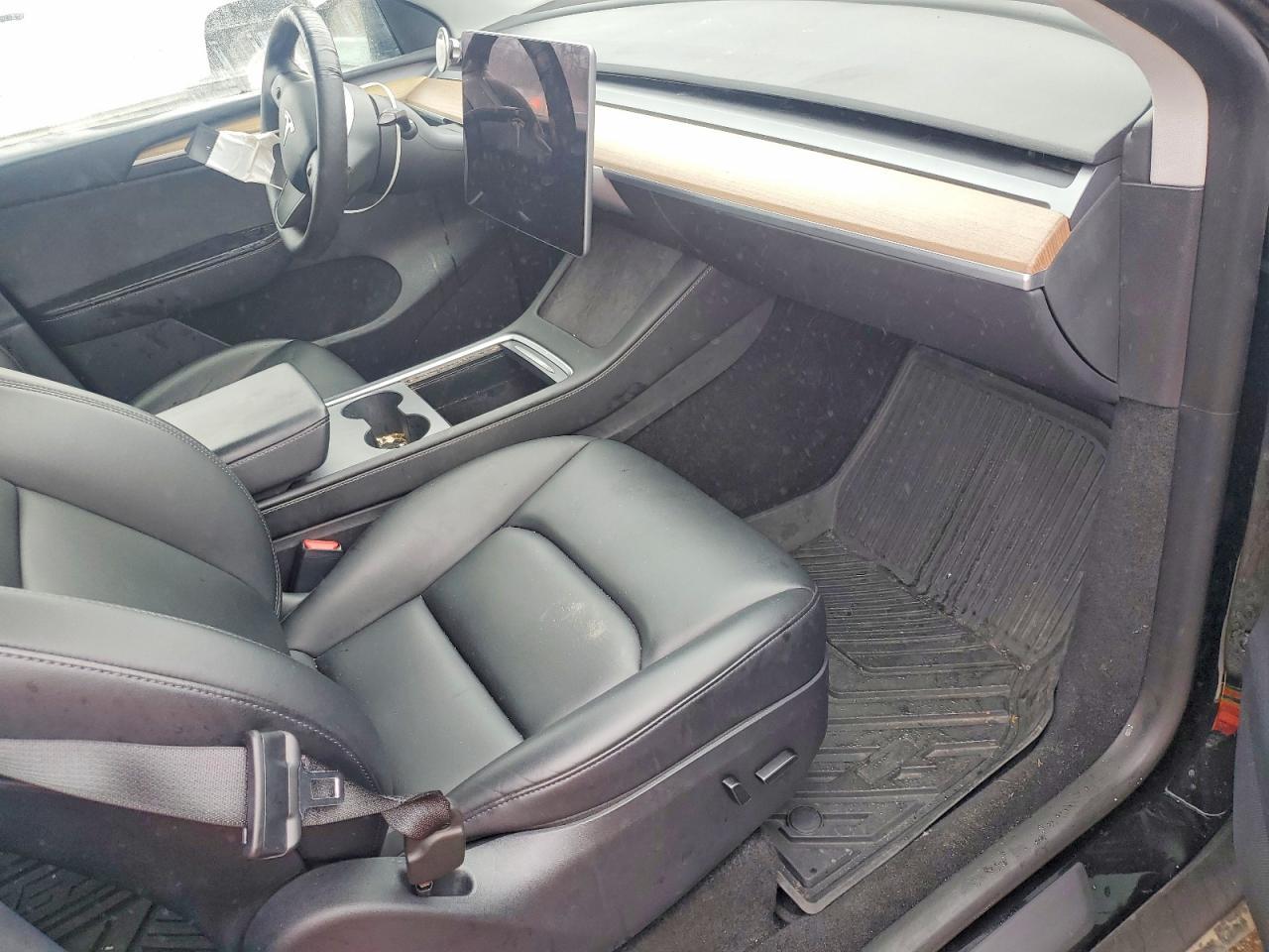 2023 Tesla Model Y - zdjęcie 5