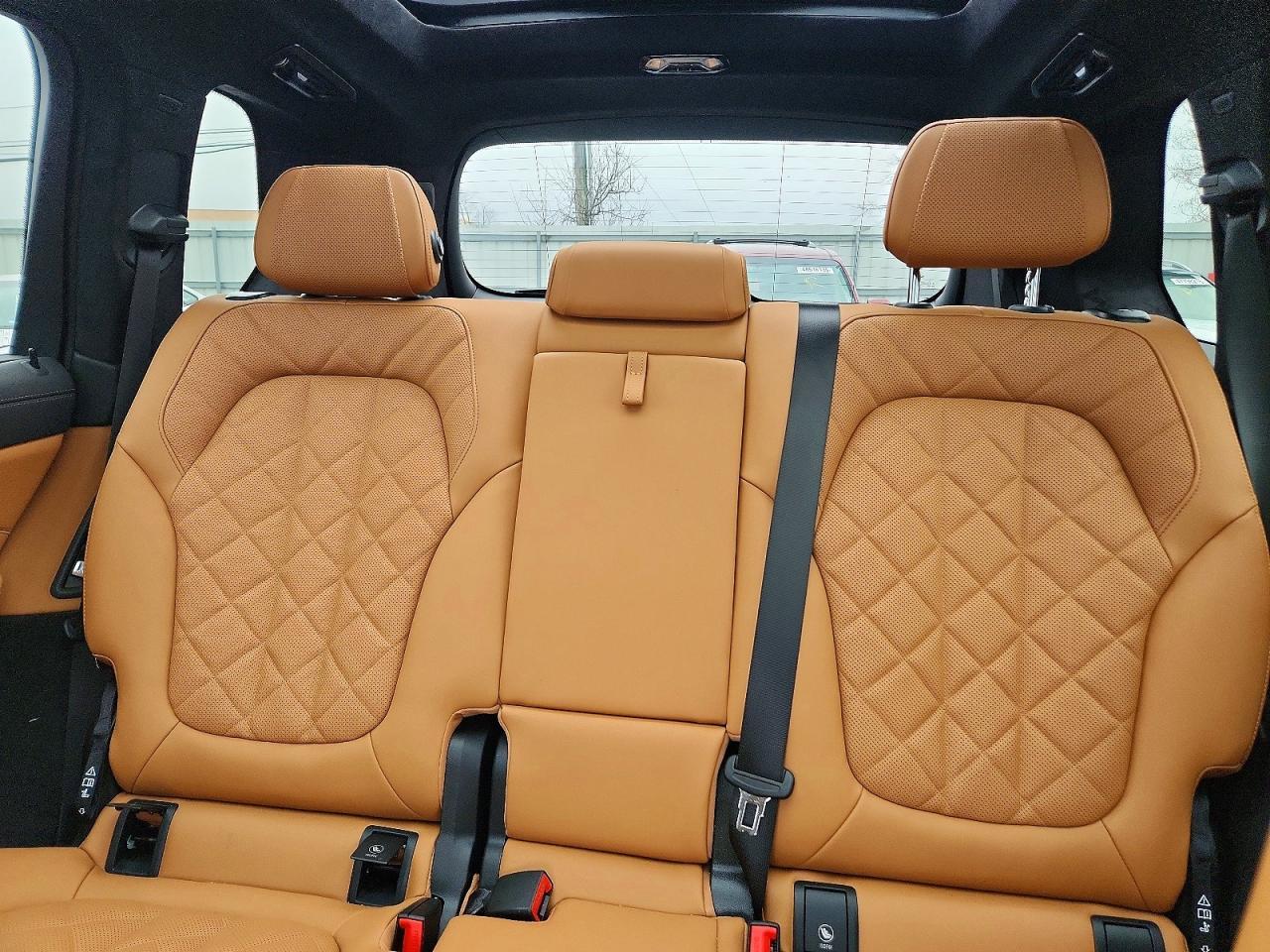 2026 BMW X7 xDrive40I - zdjęcie 10