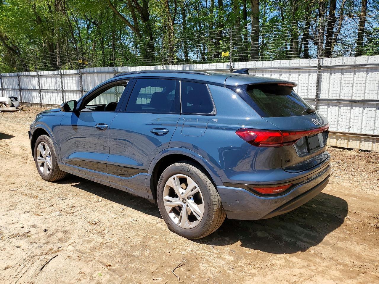 2025 Audi Q6 E-Tron Premium Plus - zdjęcie 2