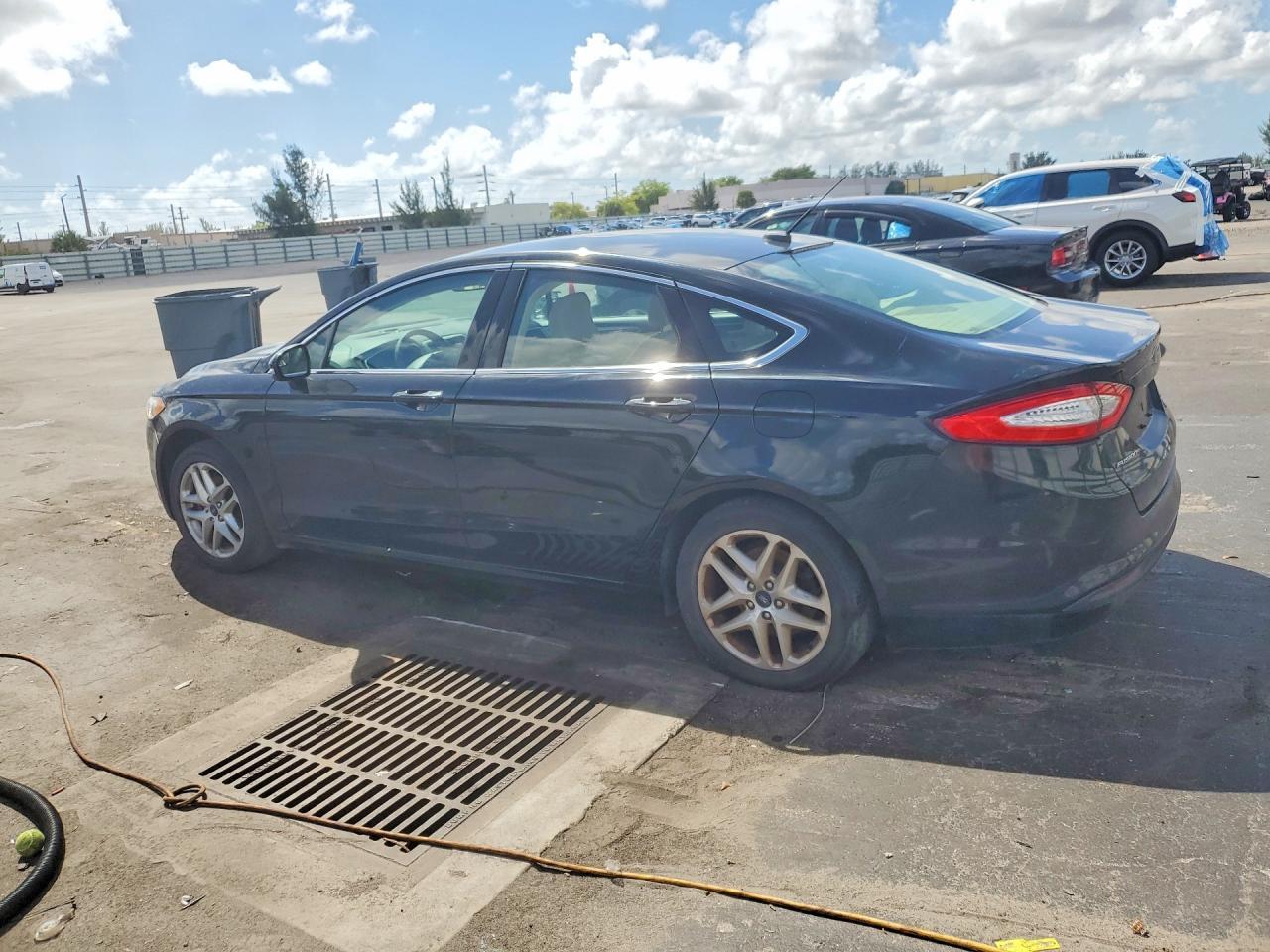 2016 Ford Fusion Se - zdjęcie 2