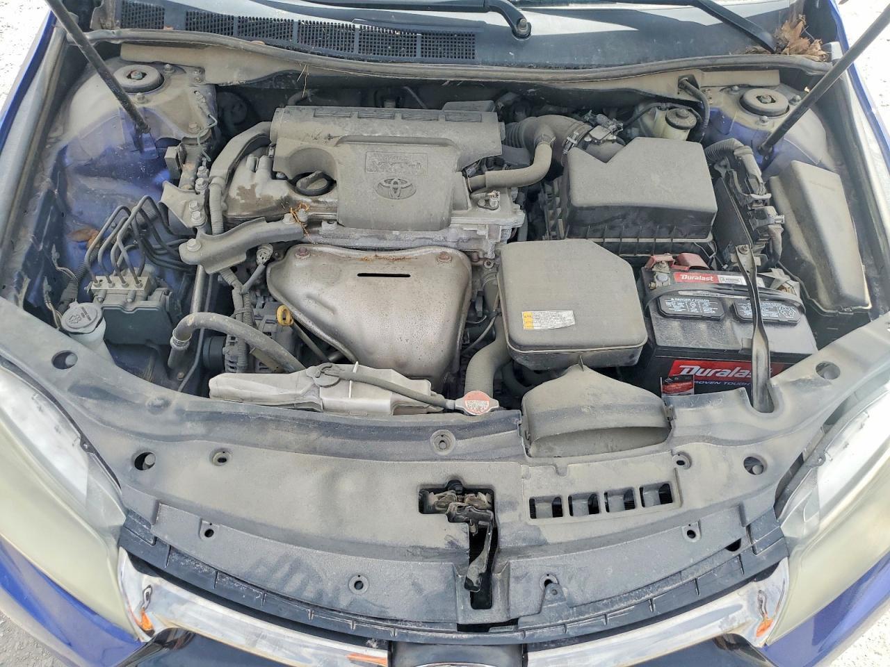 2016 Toyota Camry Le - zdjęcie 11