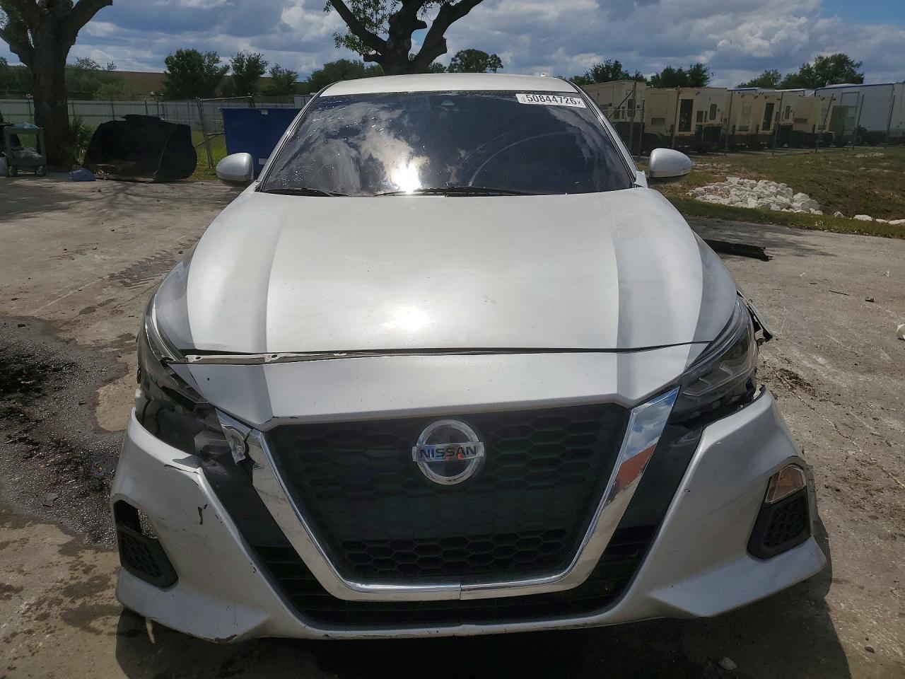 2022 Nissan Altima Sv - zdjęcie 5