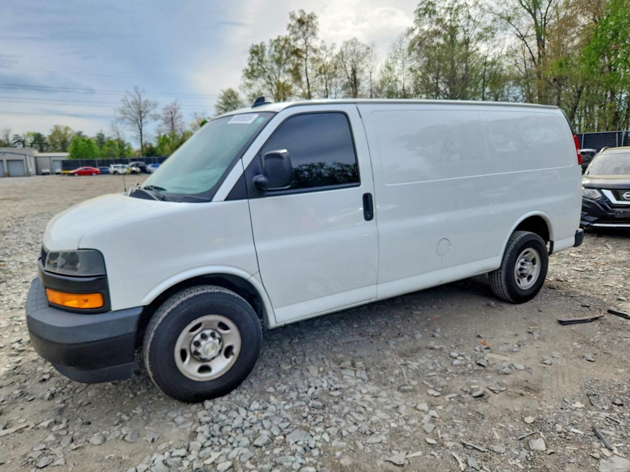 2020 Chevrolet Express G3500 - zdjęcie główne