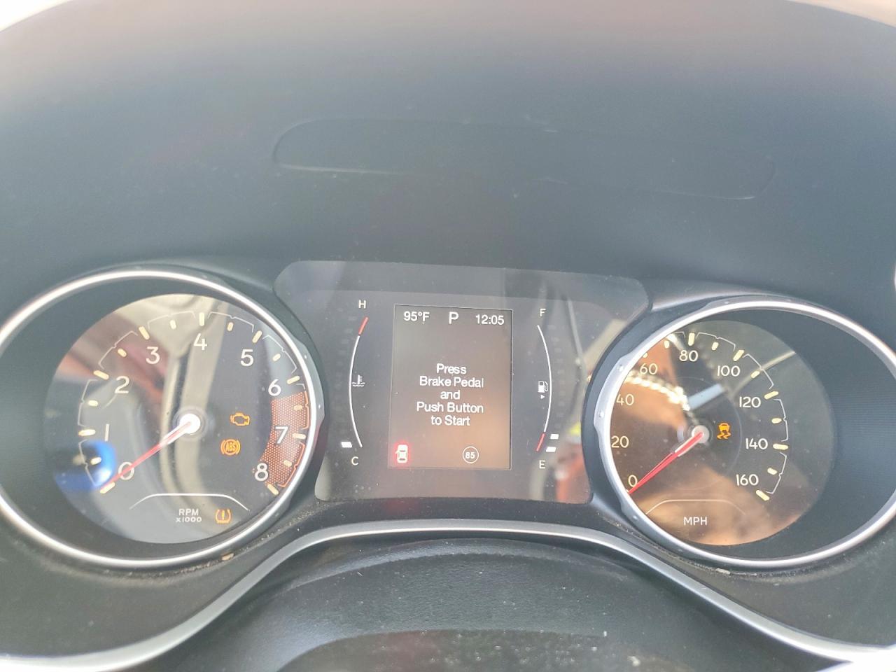 2018 Jeep Compass Latitude - zdjęcie 9
