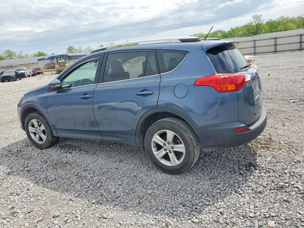 2014 Toyota Rav4 Xle - zdjęcie 2