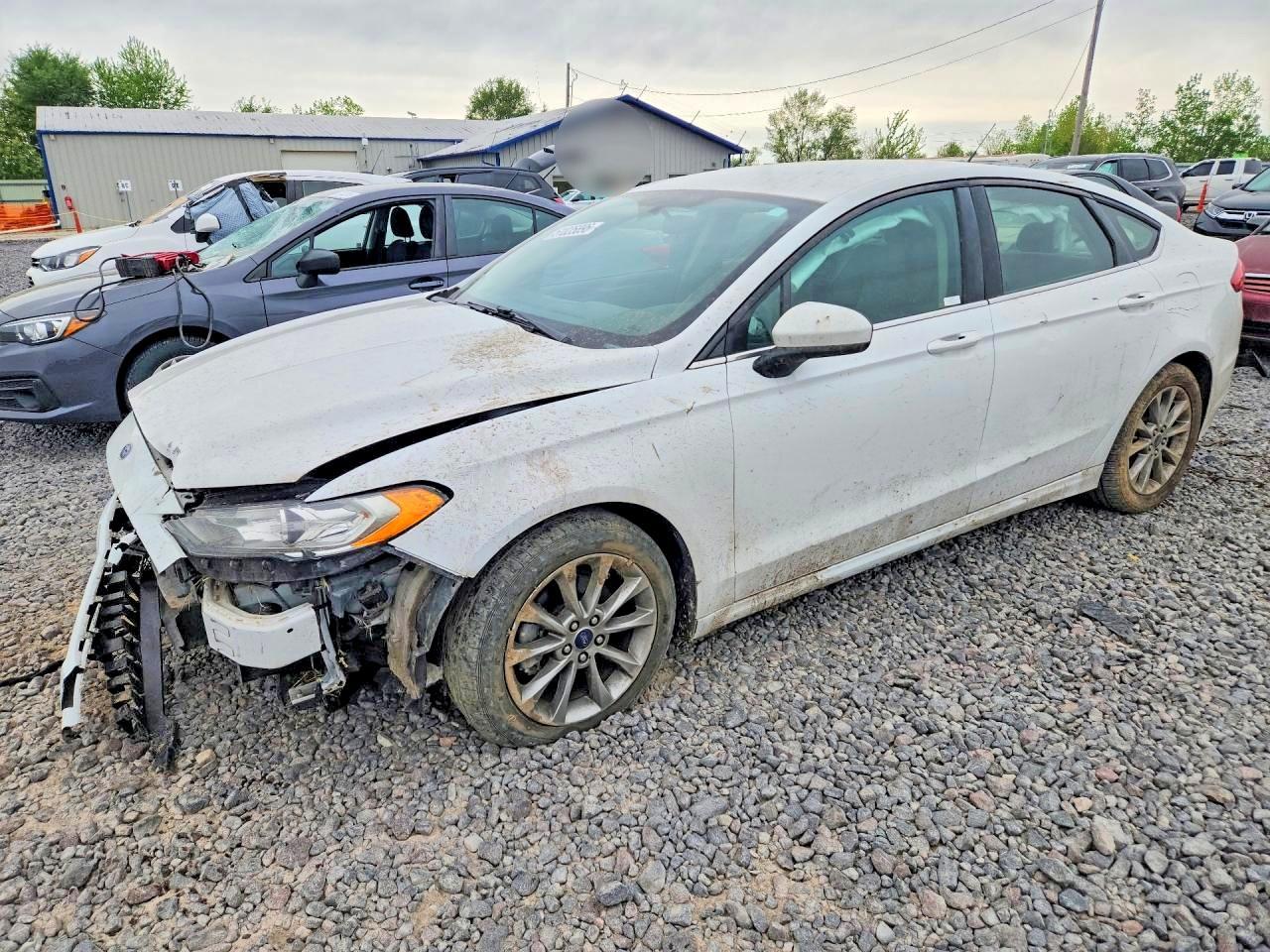 2017 Ford Fusion Se - zdjęcie główne