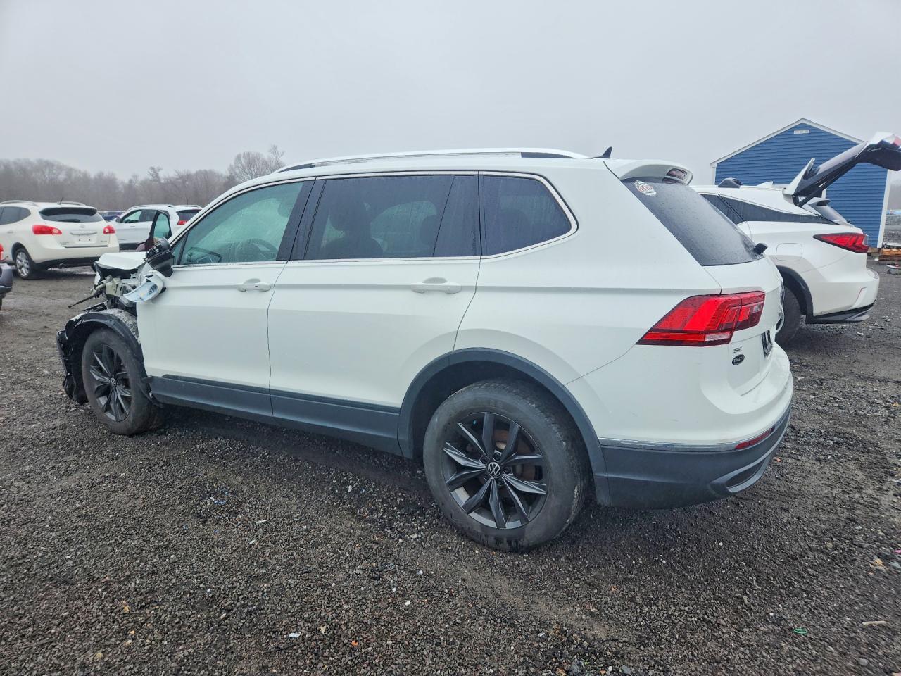 2022 Volkswagen Tiguan Se - zdjęcie 2