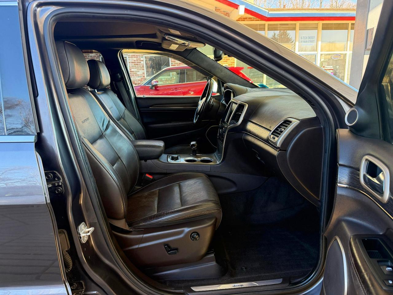 2014 Jeep Grand Cherokee Summit - zdjęcie 9