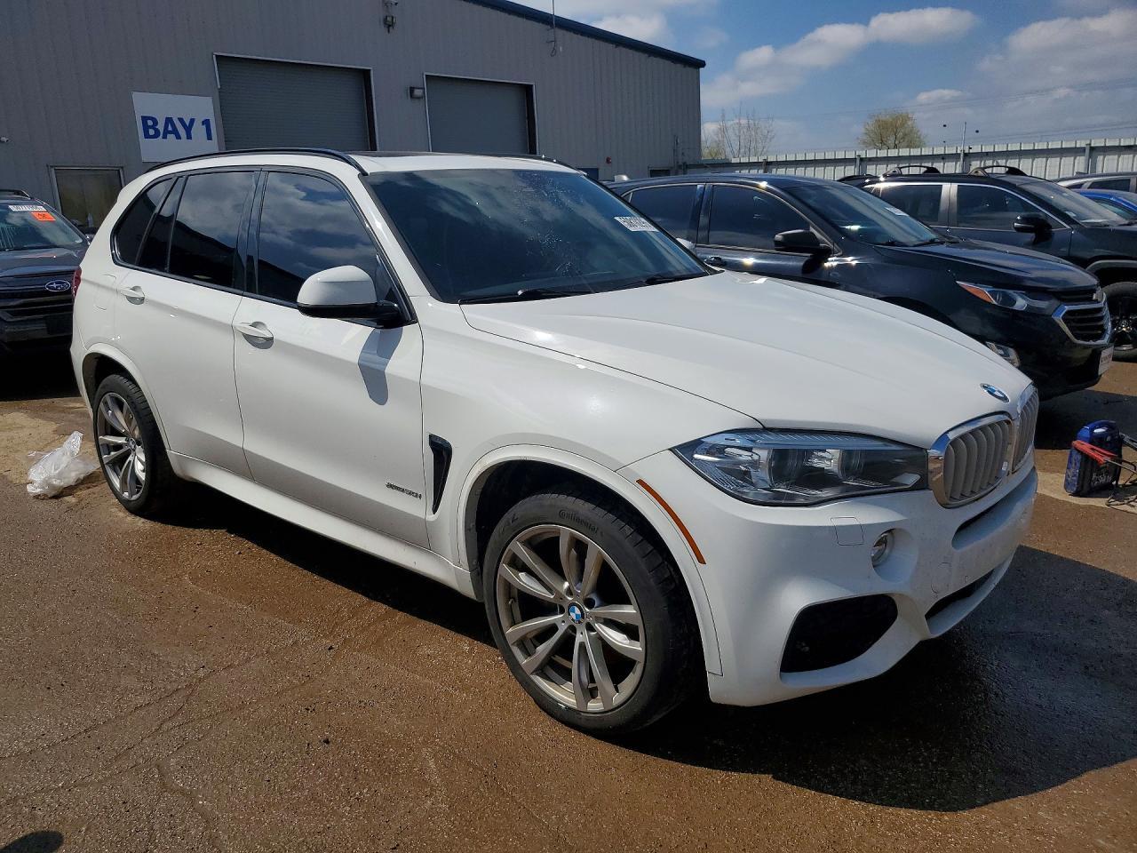 2017 BMW X5 xDrive50I - zdjęcie 4