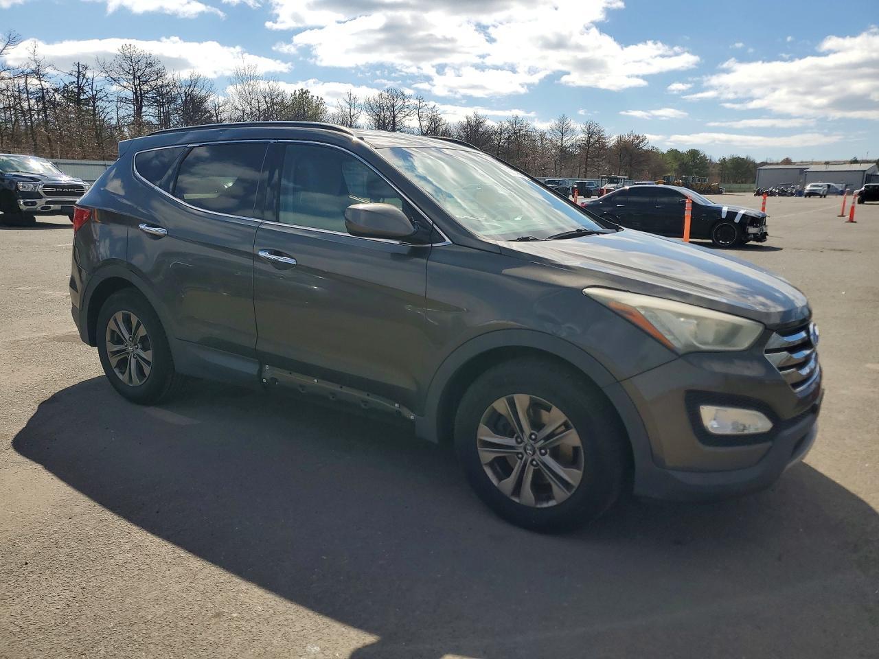 2013 Hyundai Santa Fe Sport 2.4L - zdjęcie 4