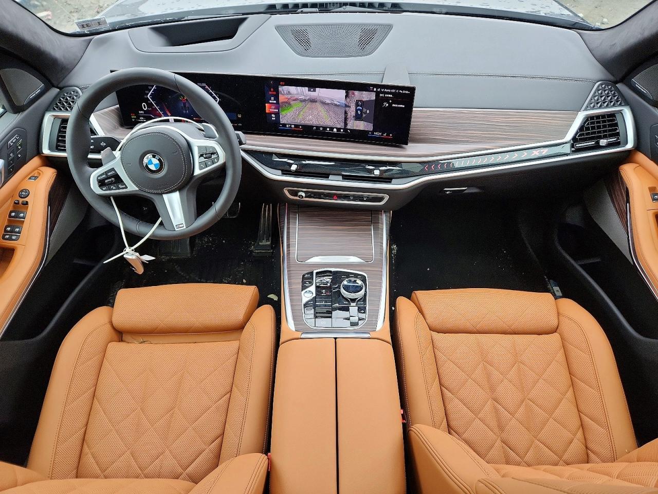 2026 BMW X7 xDrive40I - zdjęcie 8