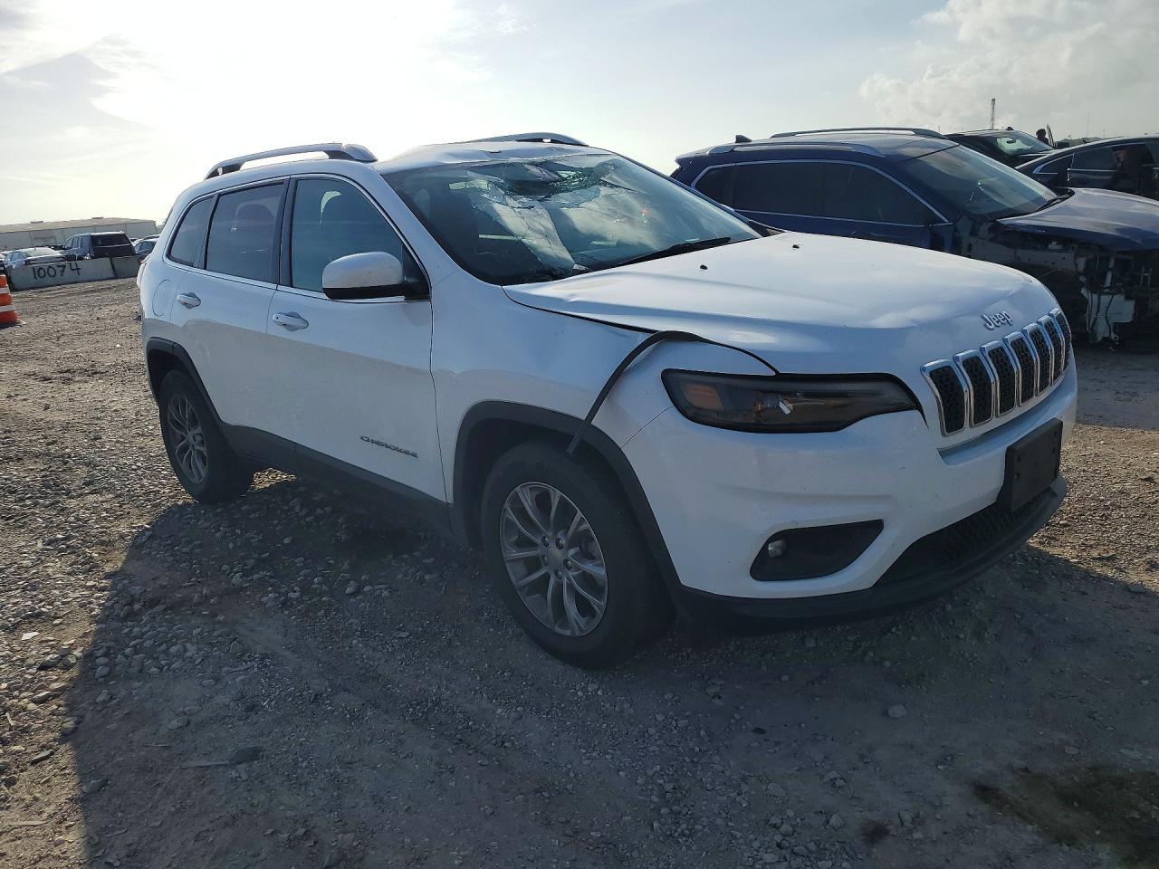 2019 Jeep Cherokee Latitude Plus - zdjęcie 4