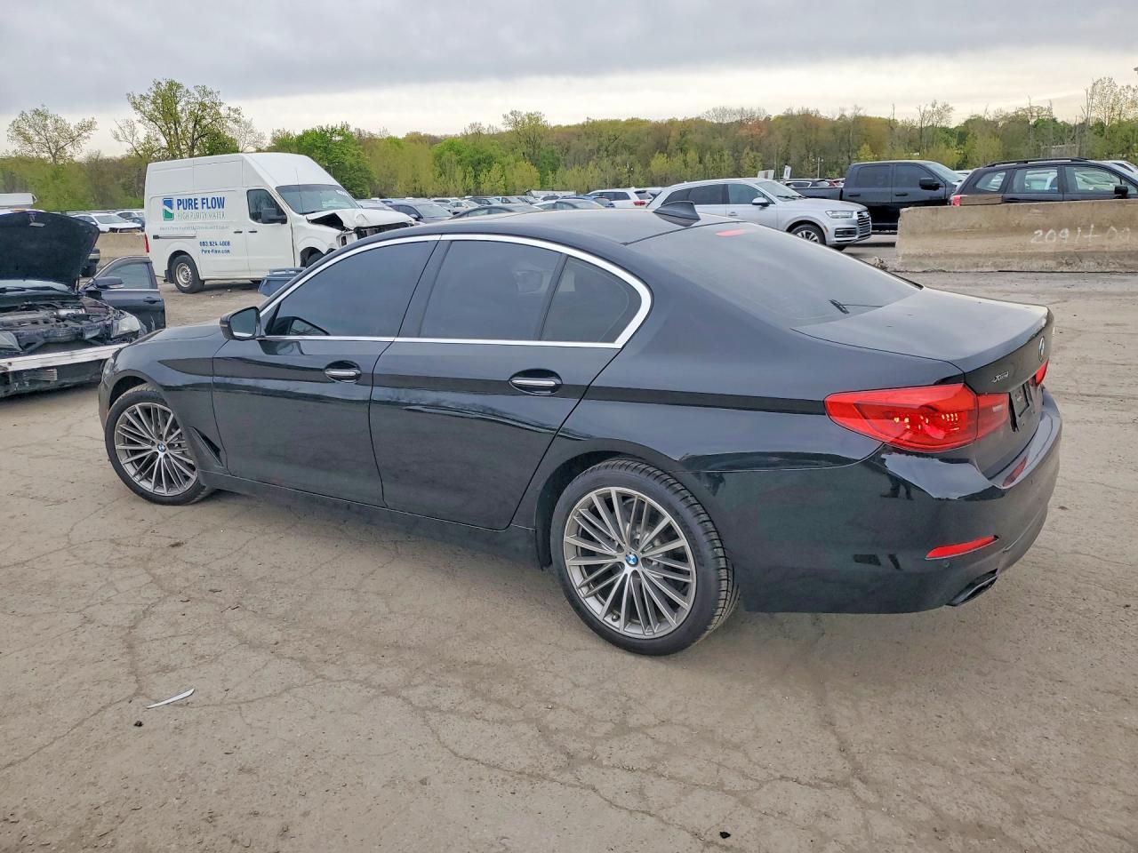 2018 BMW 5 Series - zdjęcie 2