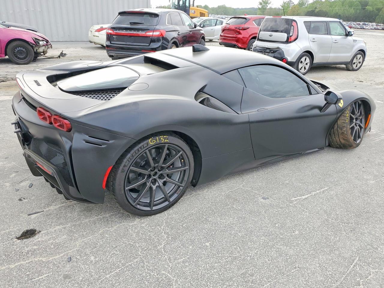 2022 Ferrari Sf 90 Stradale - zdjęcie 3