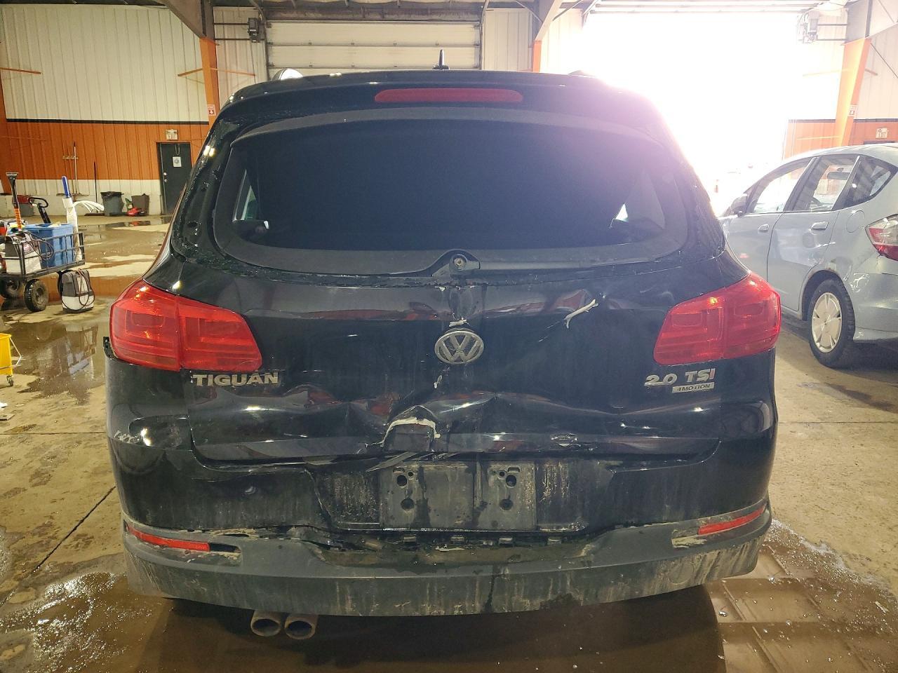 2014 Volkswagen Tiguan S - zdjęcie 6