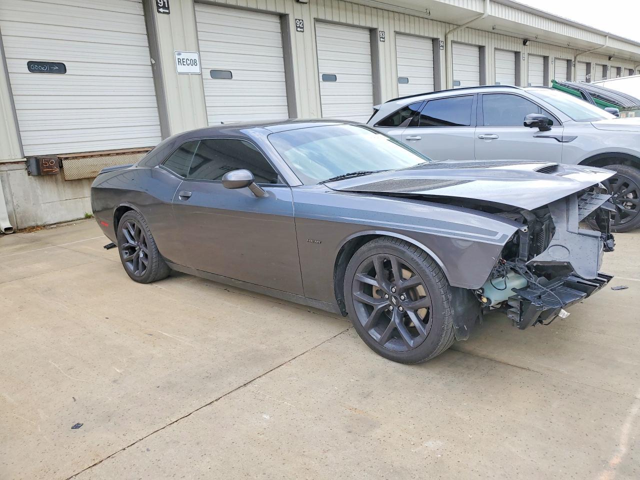 2019 Dodge Challenger R - zdjęcie 4
