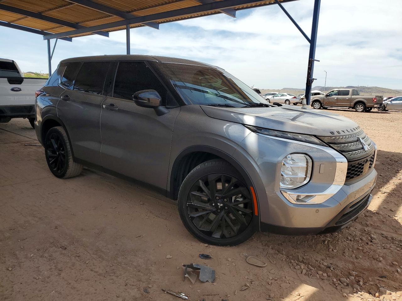 2022 Mitsubishi Outlander Se - zdjęcie 4