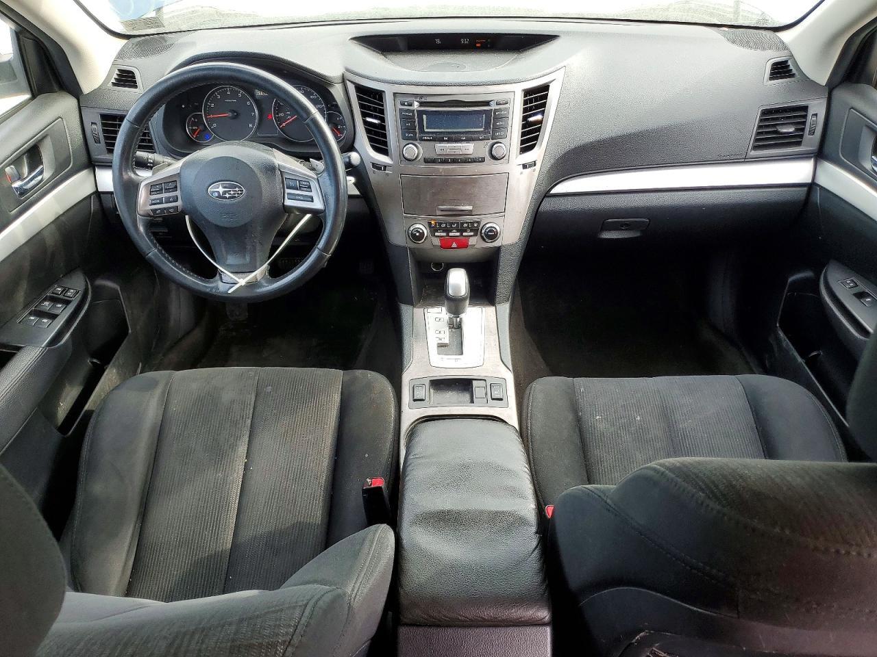 2013 Subaru Outback 2.5I Premium - zdjęcie 8