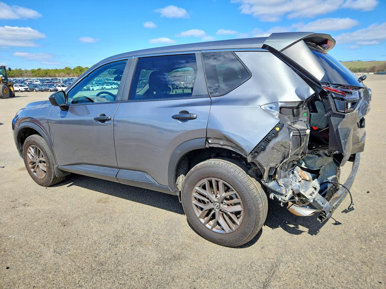 2025 Nissan Rogue S - zdjęcie 2