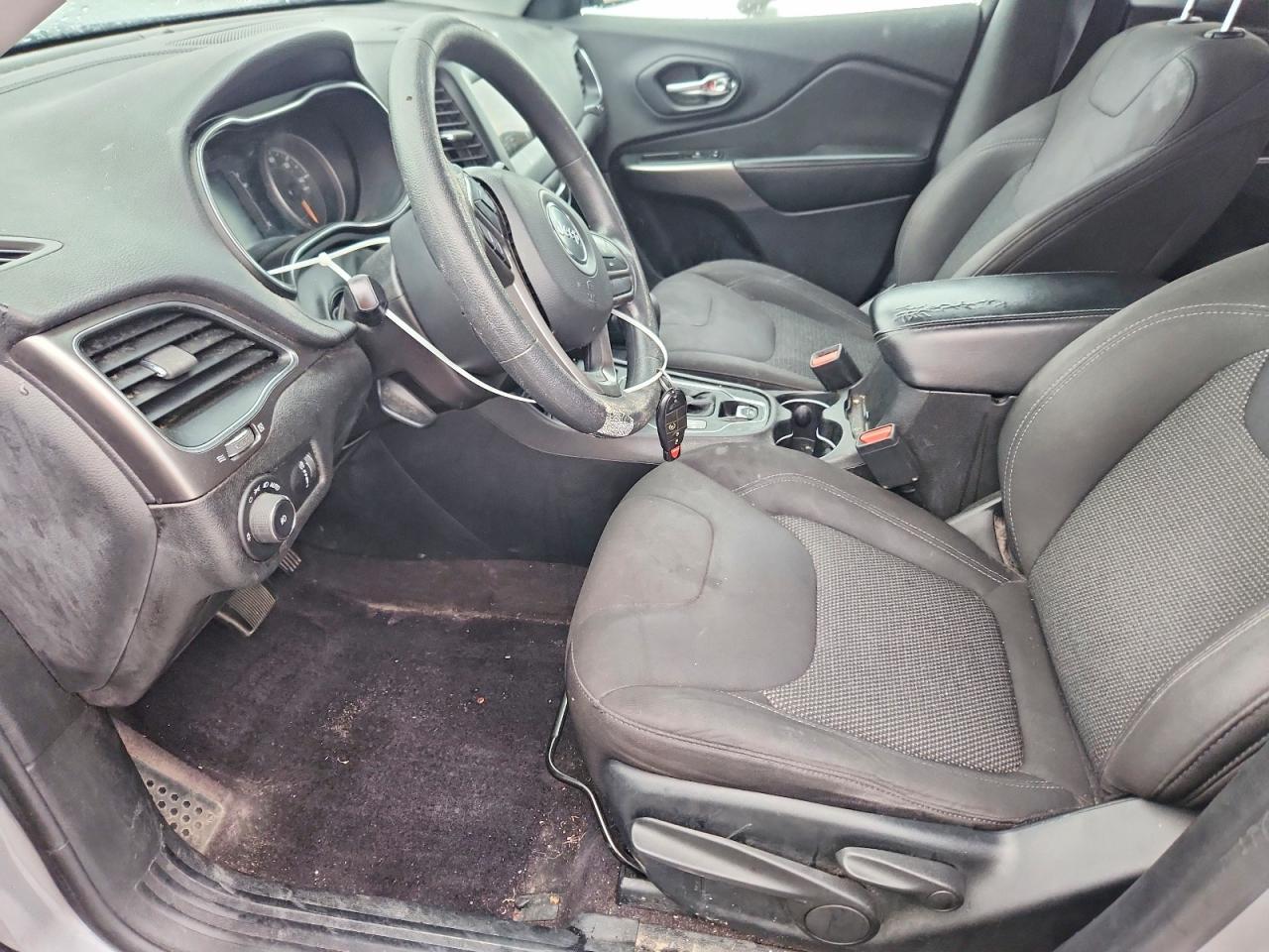 2019 Jeep Cherokee Latitude - zdjęcie 7