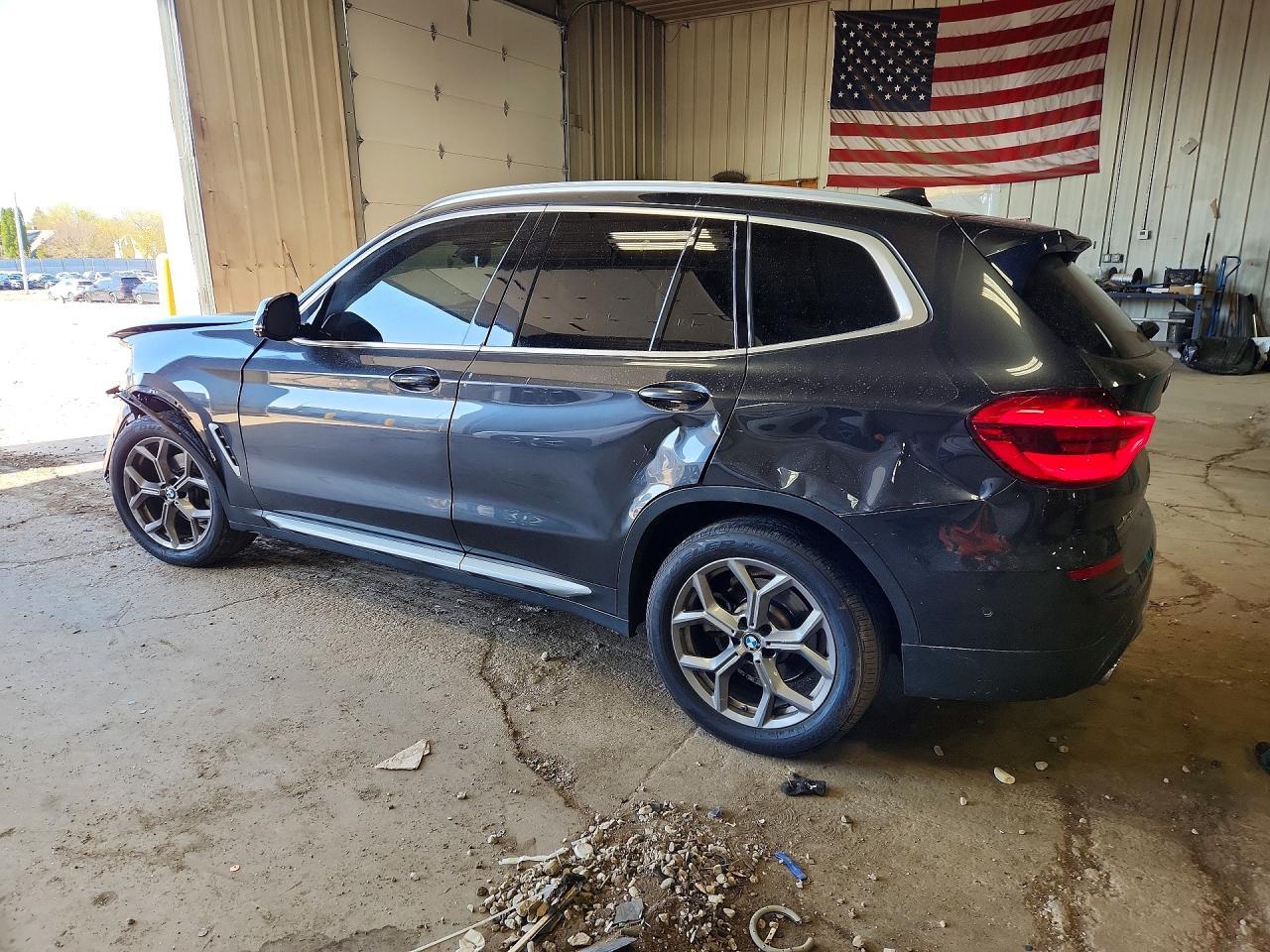 BMW X3 - zdjęcie 2