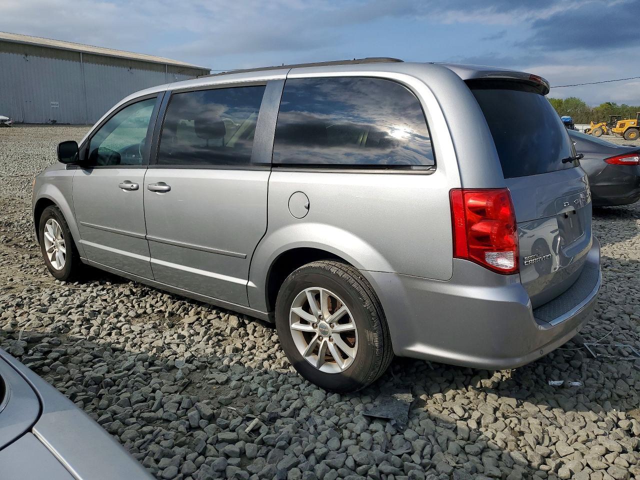 2015 Dodge Grand Caravan - zdjęcie 2