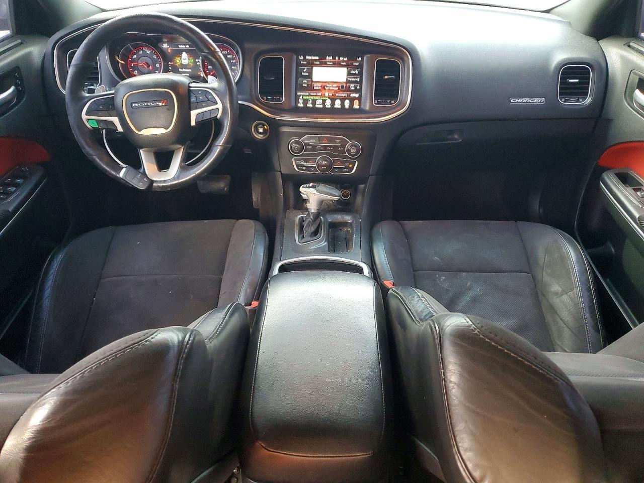 2017 Dodge Charger R - zdjęcie 8