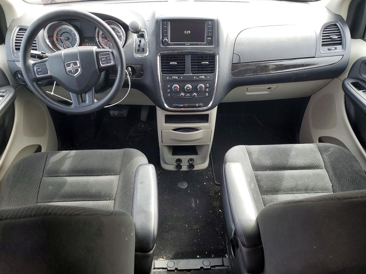 2017 Dodge Grand Caravan Se - zdjęcie 8