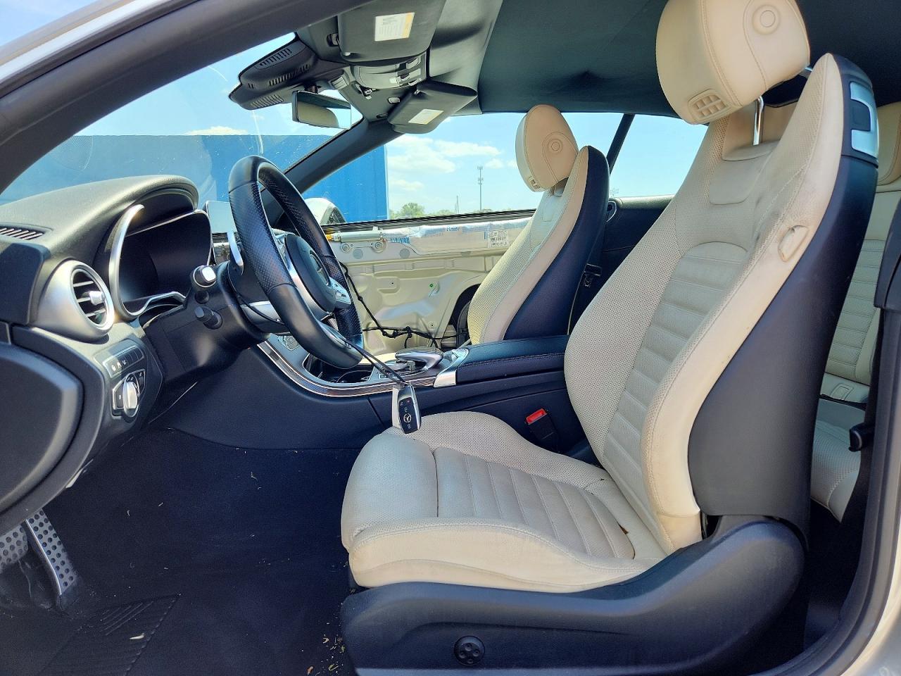 2021 Mercedes-Benz C 300 - zdjęcie 7
