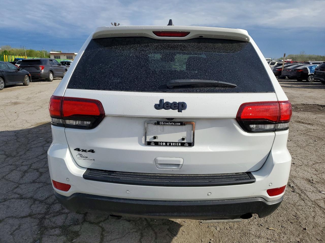 2020 Jeep Grand Cherokee Laredo - zdjęcie 6