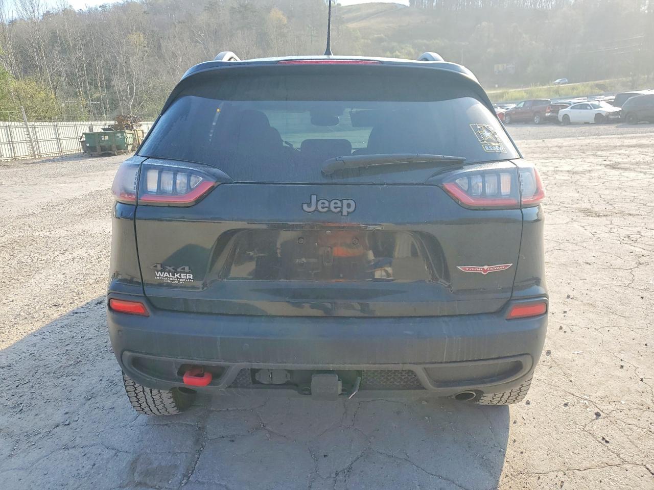 2020 Jeep Cherokee Trailhawk - zdjęcie 6