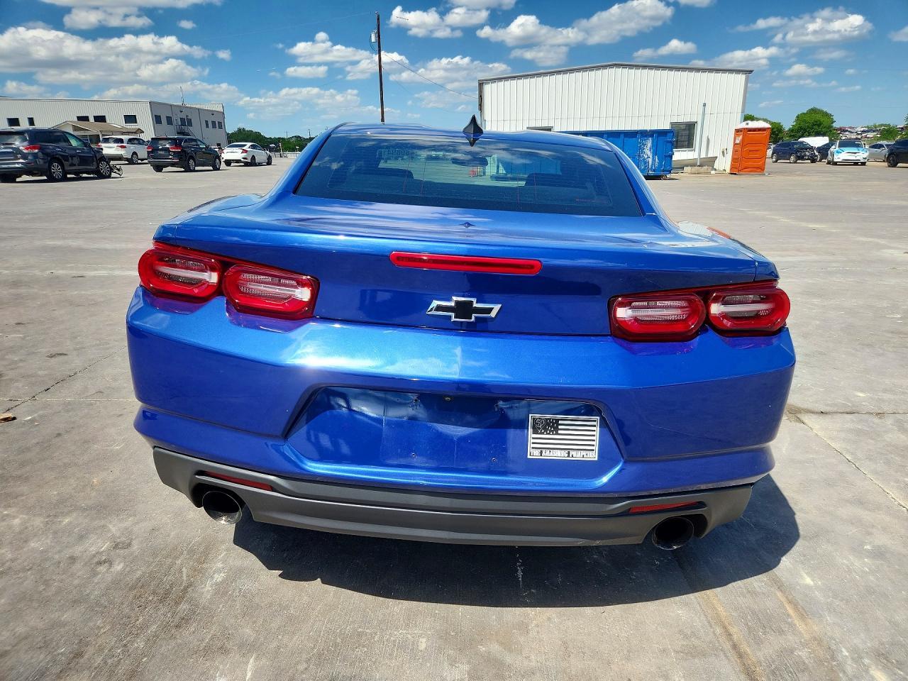 2020 Chevrolet Camaro Ls - zdjęcie 6