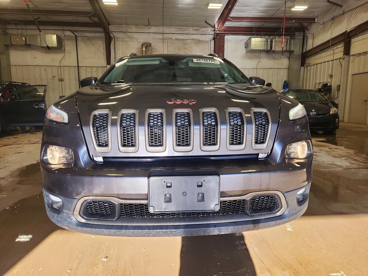 2016 Jeep Cherokee Latitude - zdjęcie 5