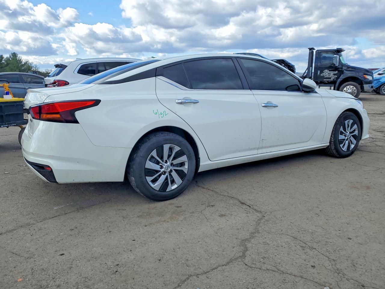 2020 Nissan Altima 2.5 S - zdjęcie 3