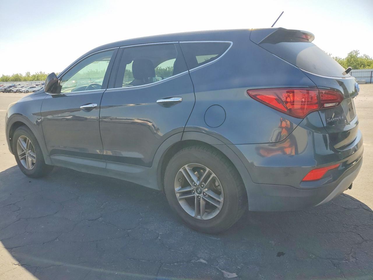 2018 Hyundai Santa Fe Sport 2.4L - zdjęcie 2