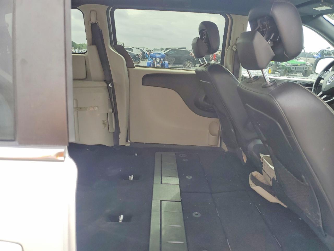 2020 Dodge Grand Caravan Sxt - zdjęcie 11