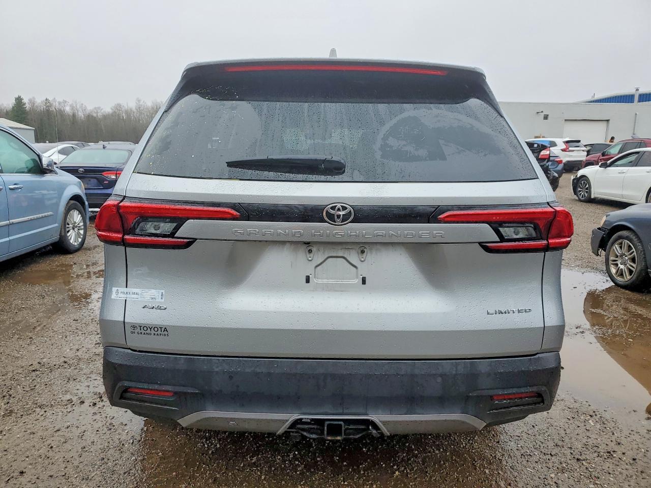 2024 Toyota Grand Highlander Limited - zdjęcie 6