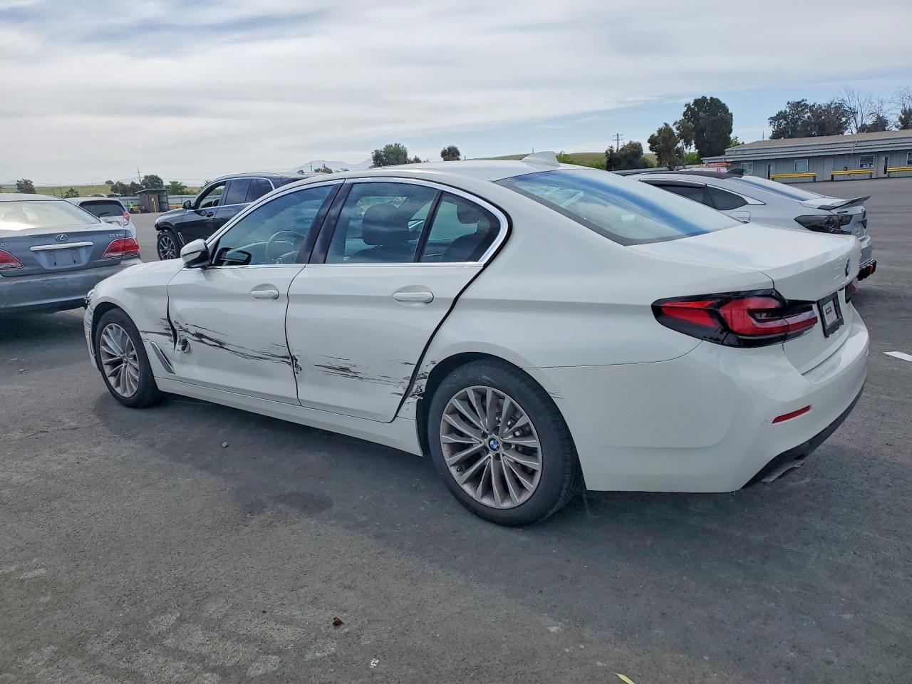 BMW Seria 5 - zdjęcie 2