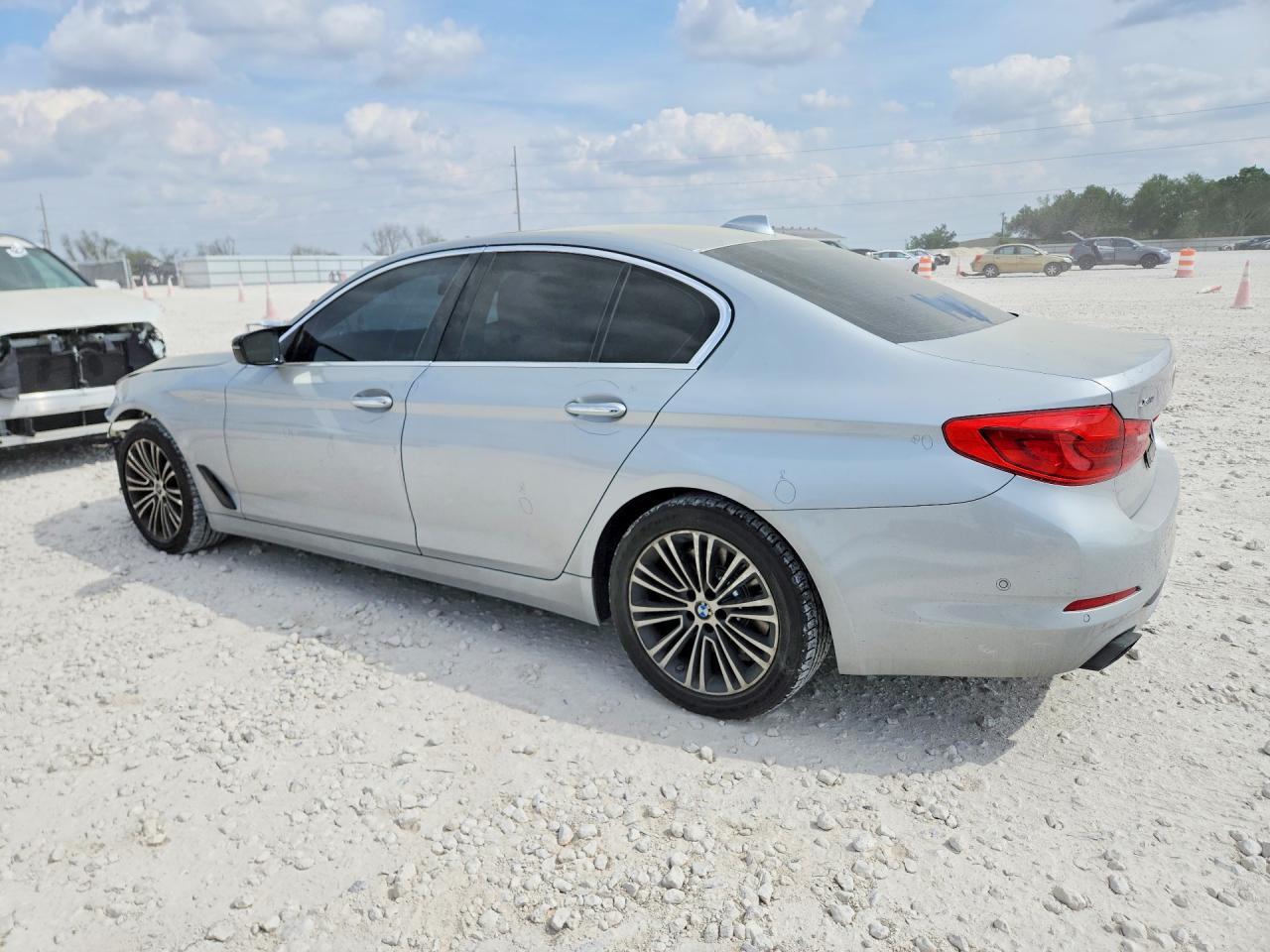 2017 BMW 540 Xi - zdjęcie 2