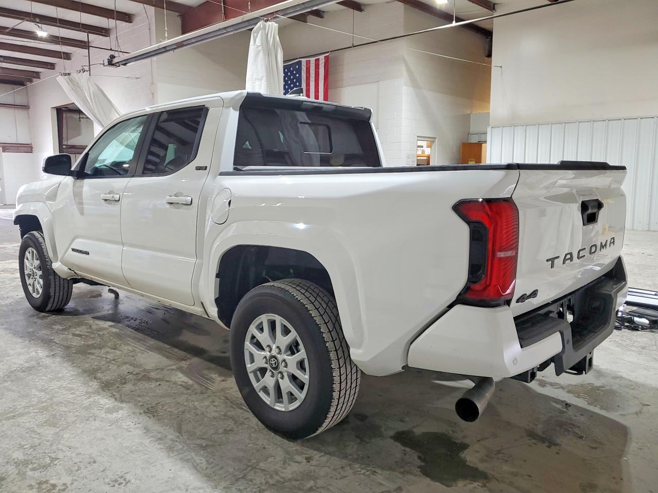 2025 Toyota Tacoma Sr5 - zdjęcie 2