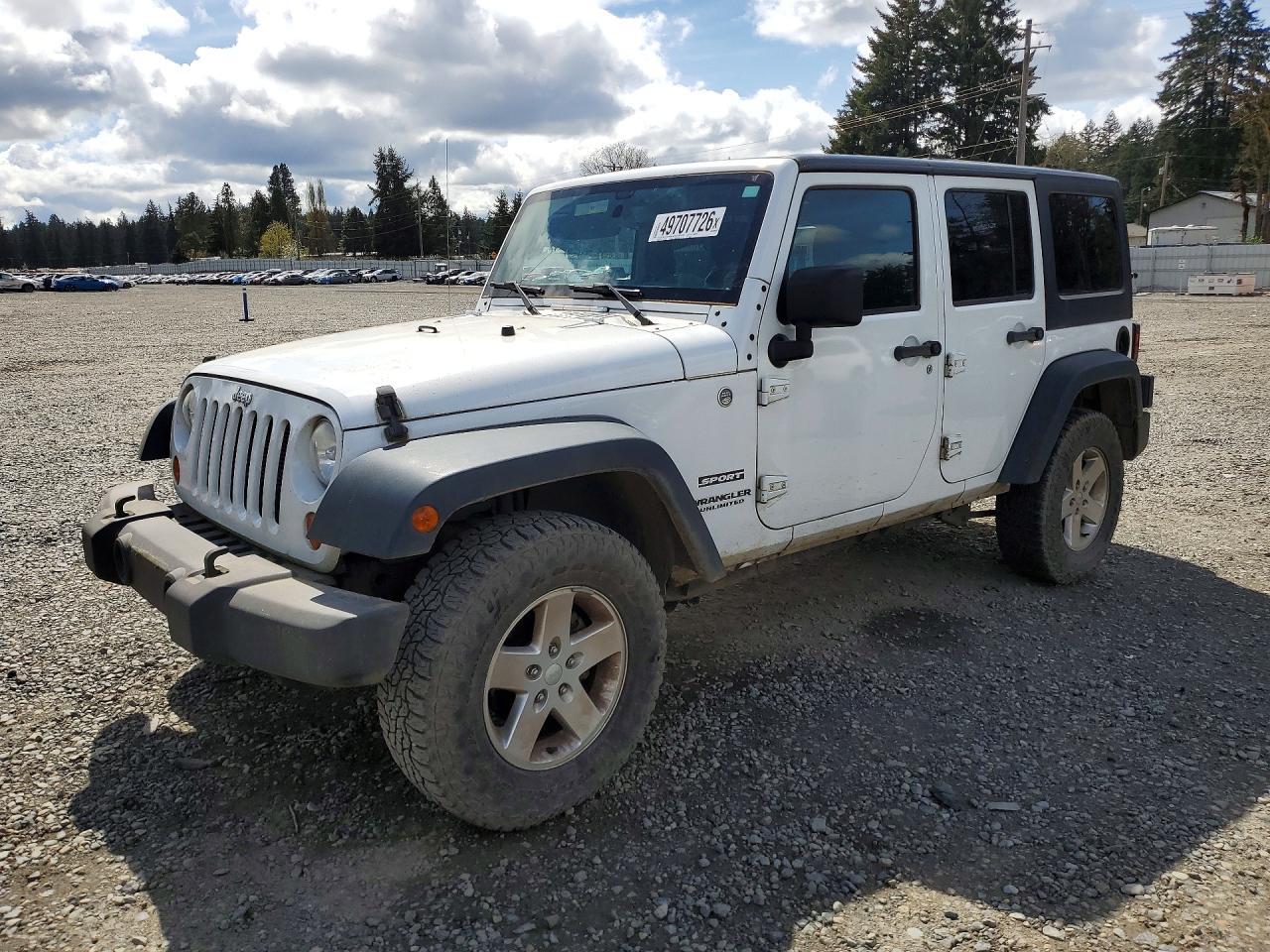2013 Jeep Wrangler Unlimited Sport - zdjęcie główne