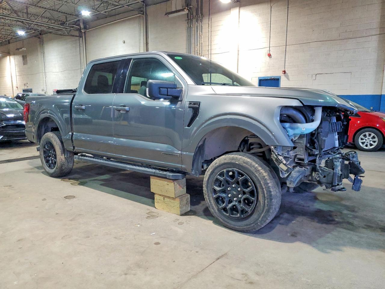 Ford F-150 - zdjęcie 4