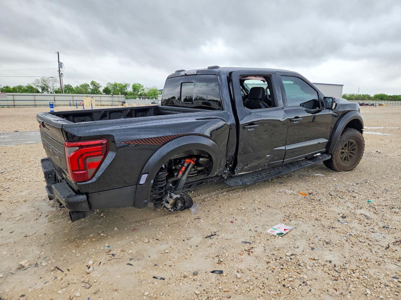 2026 Ford F150 Raptor - zdjęcie 3