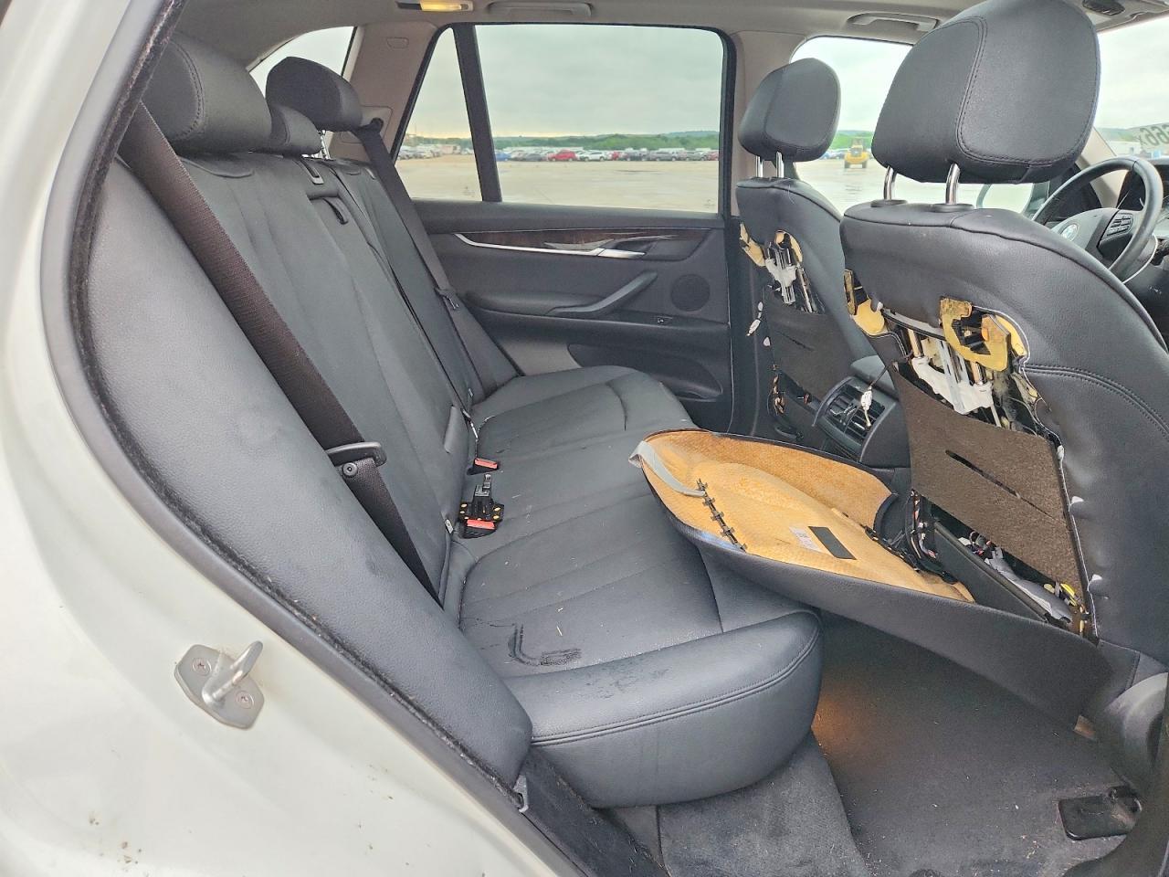 2014 BMW X5 xDrive35D - zdjęcie 11