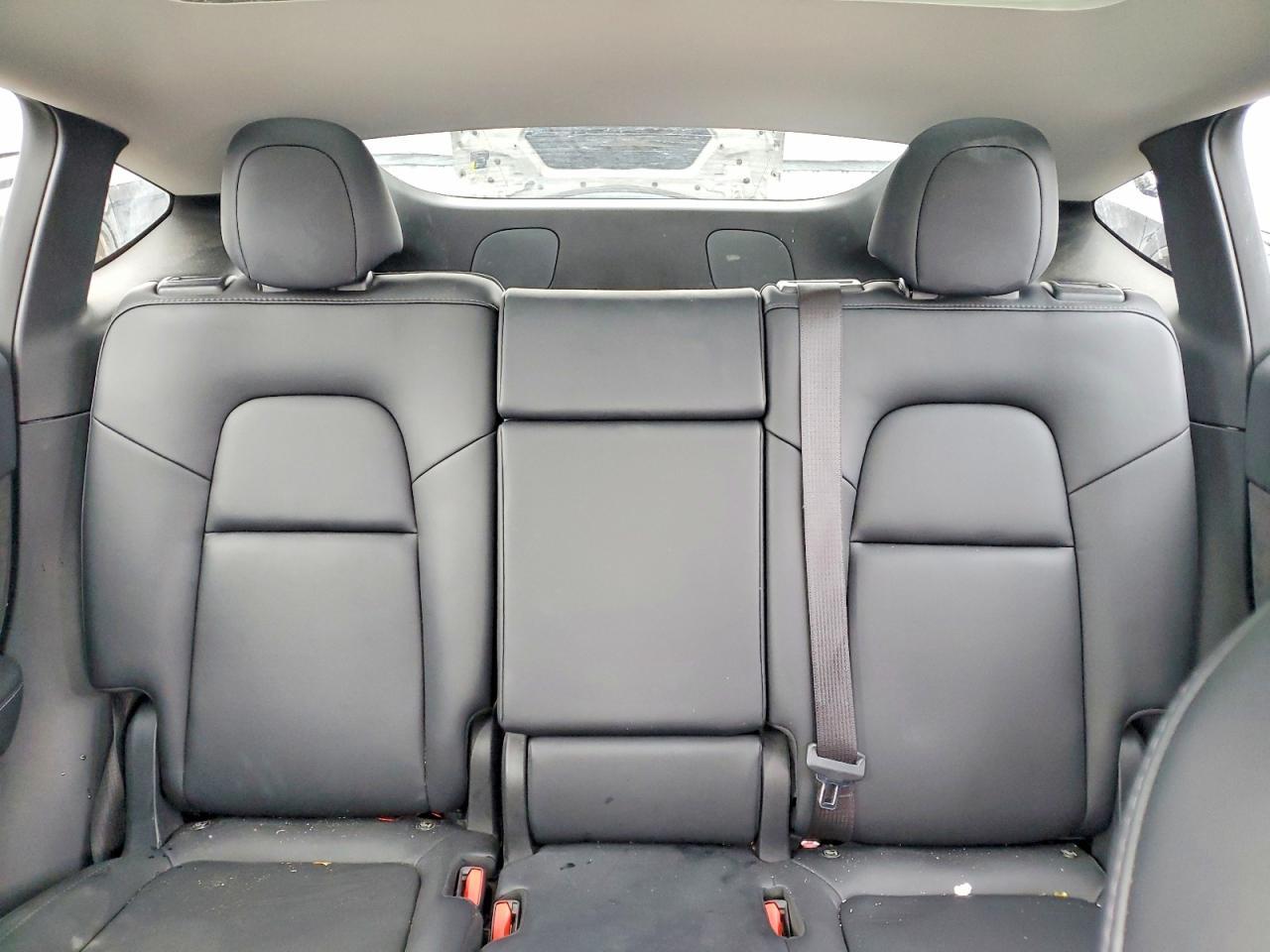 2022 Tesla Truck/Van Model Y 75D Long Range 4Dr Awd - zdjęcie 10