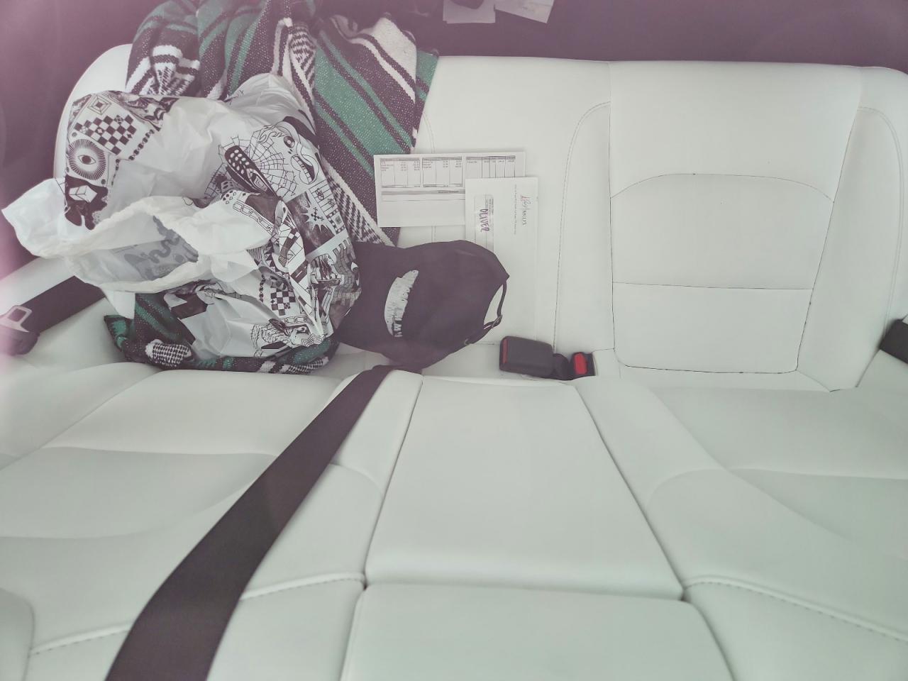 2022 Tesla Model 3 - zdjęcie 10